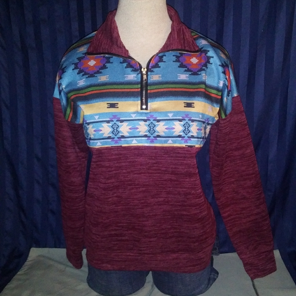 Aztec Pullover. Small. Heathered Burgundy. 1/4 Zip